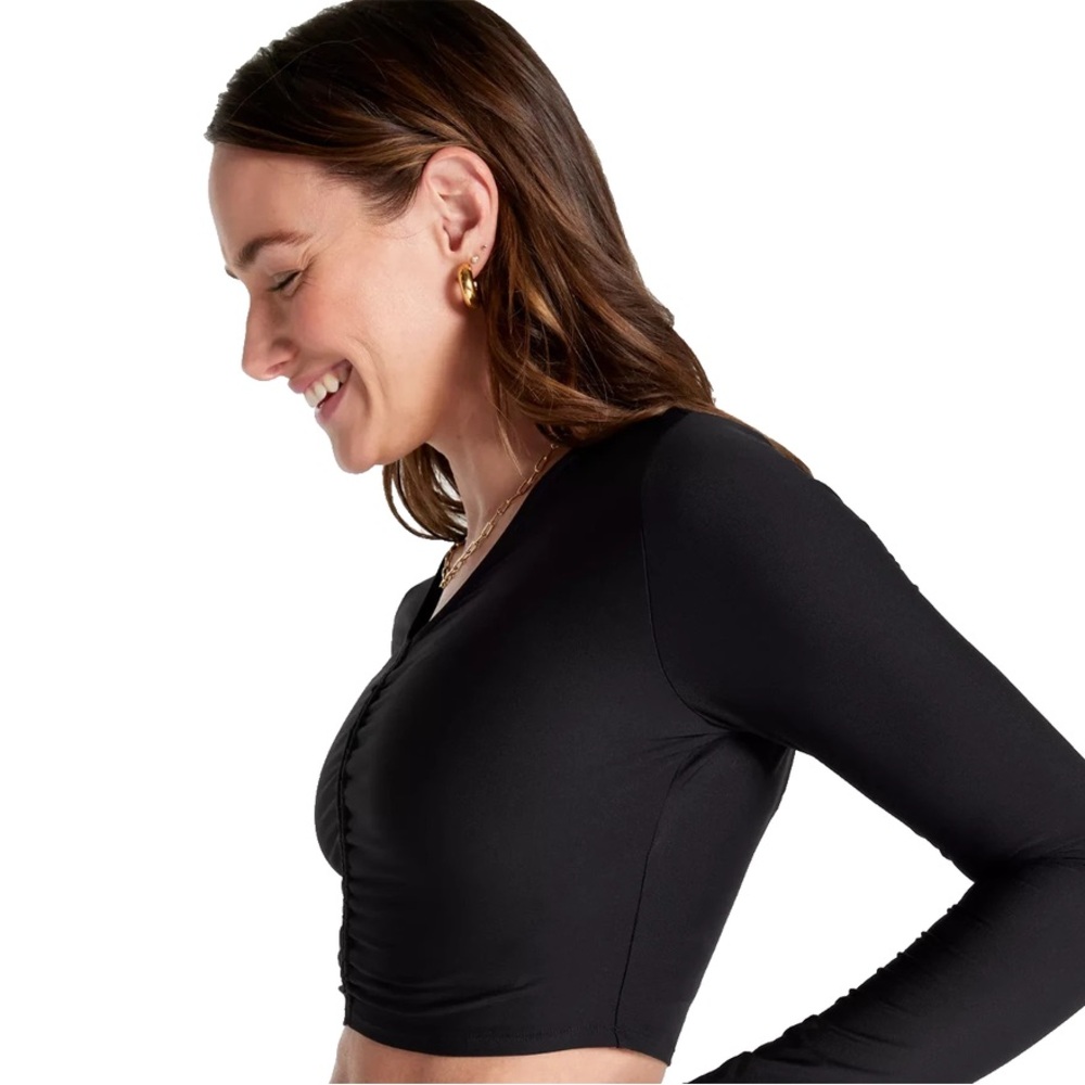 Calia by Carrie Underwood Long Sleeve Ruched Cropped Top – NWT (Black, Large)